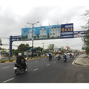 NR.6 - Borey Peng Houth